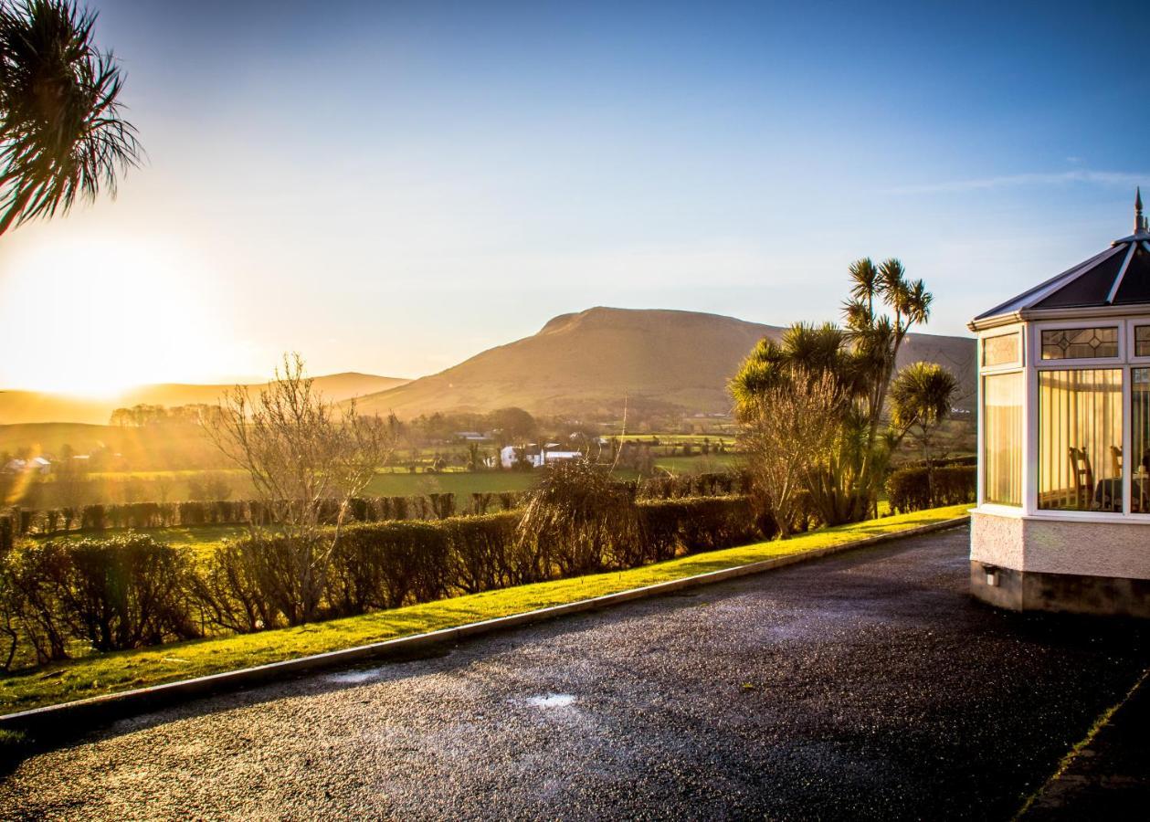 Bed and Breakfast Garron View Cushendall Esterno foto